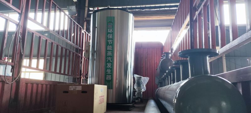 立式0.7吨燃油气蒸汽发生器装车发往云南